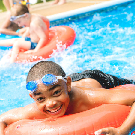 <strong>How to:</strong> Use pool products safely