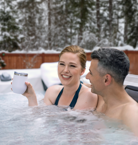 <strong>5 tips</strong> for winter spa <br>and hot tub protection