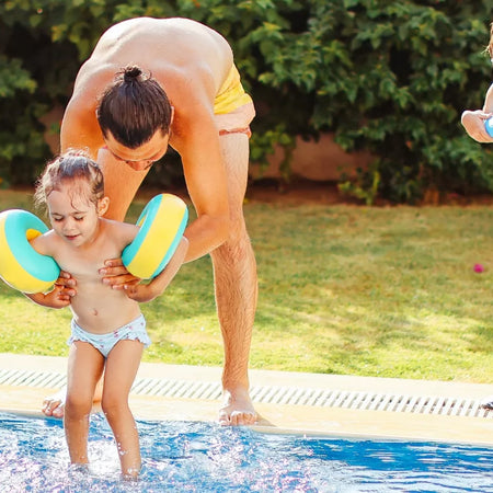 <strong>Safety first!</strong> <br>Top tips before you dip