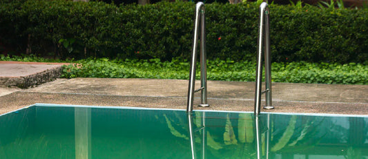 <strong>Discolored</strong> water