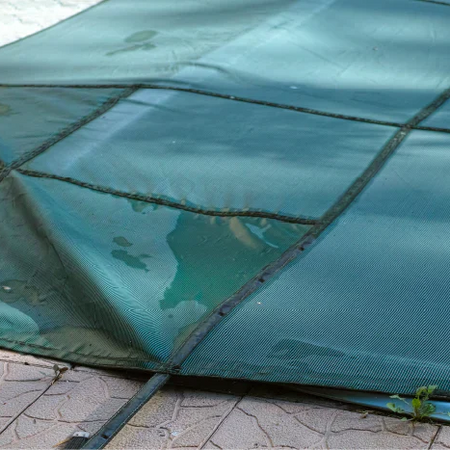 <strong>How to:</strong> Close your pool