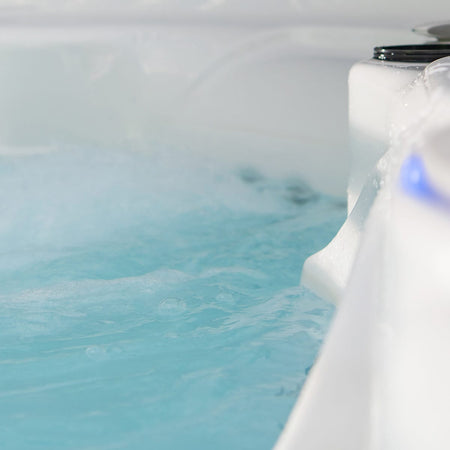Strong chlorine/bromine odor