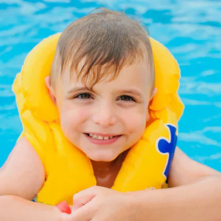 <strong>How to:</strong> Use pool products safely