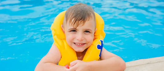 <strong>How to:</strong> Use pool products safely