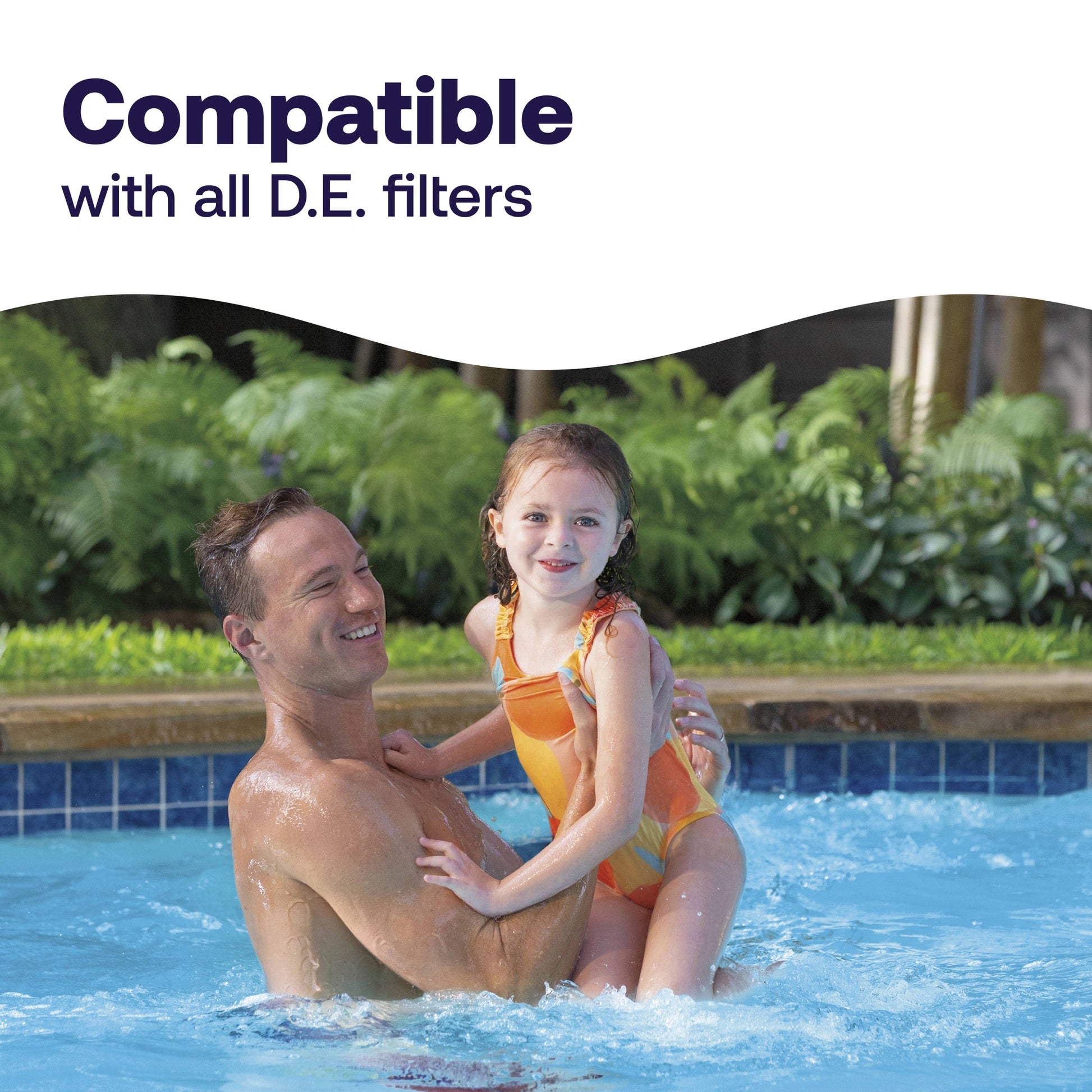 father and daughter beside de filter compatibility message